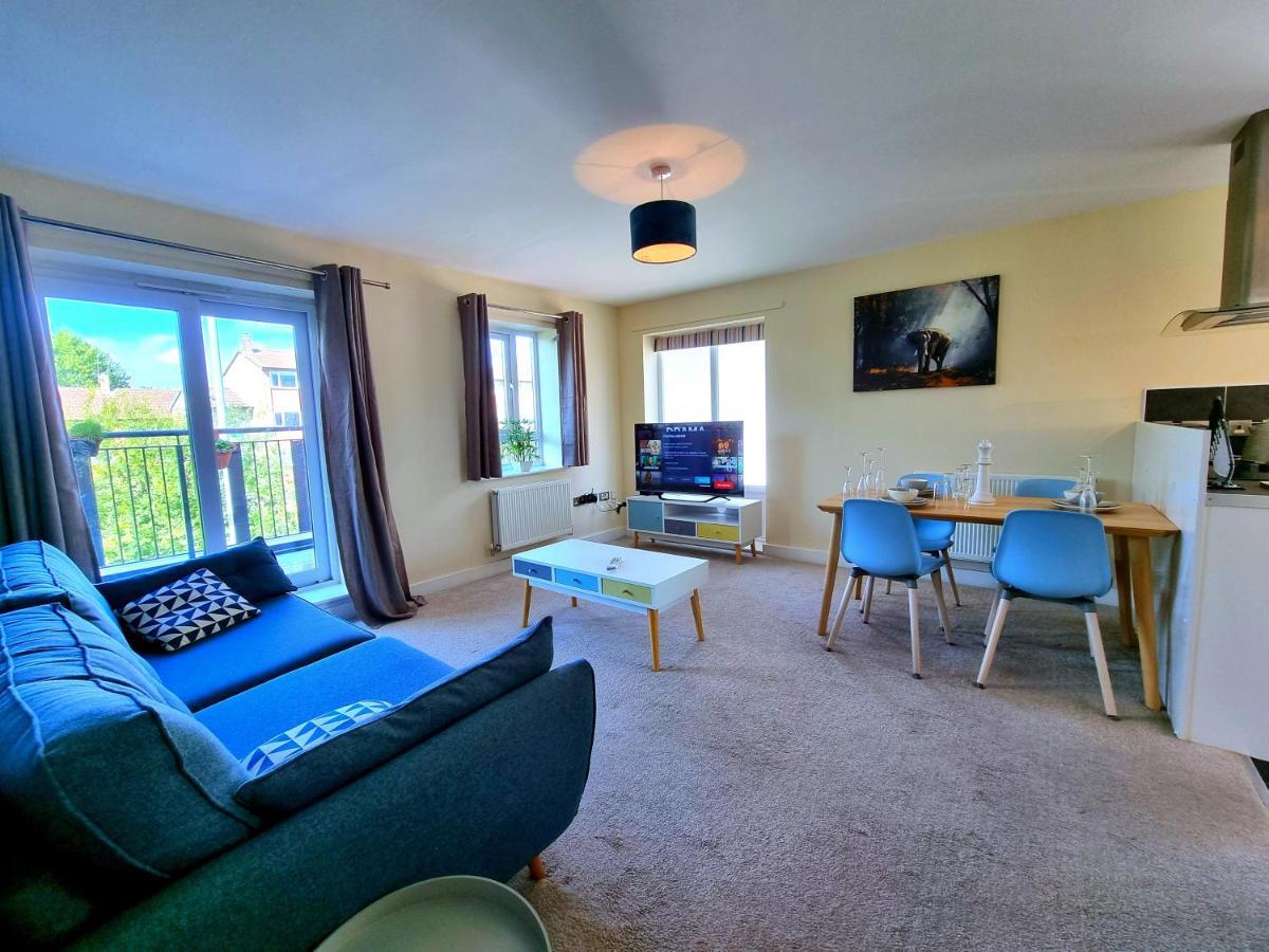 Luxury 2-Bedroom Service Apartment With Balcony Manchester Ngoại thất bức ảnh