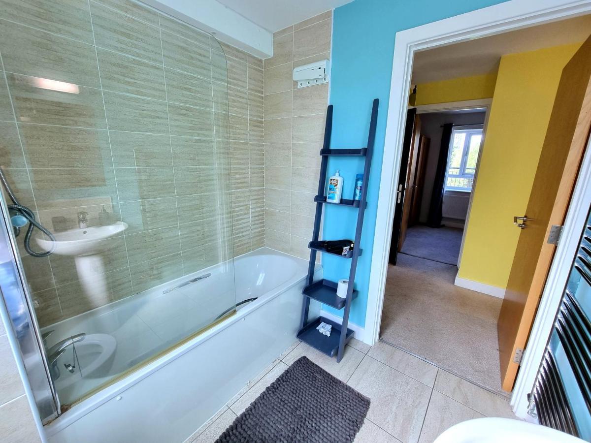 Luxury 2-Bedroom Service Apartment With Balcony Manchester Ngoại thất bức ảnh